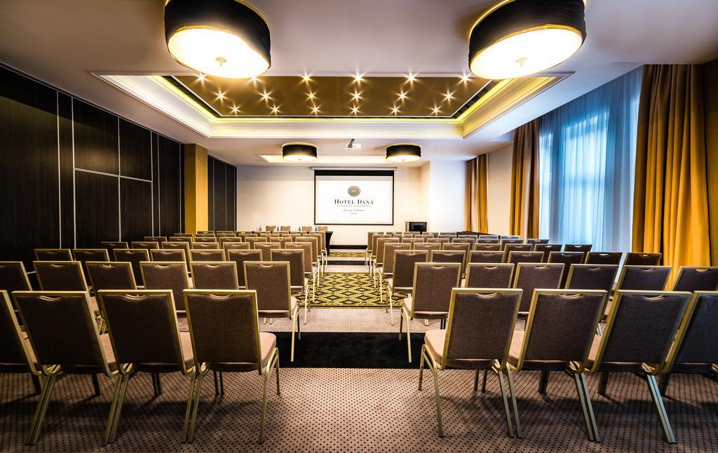 Hotel Dana Business & Conference شتشيتسين المظهر الخارجي الصورة